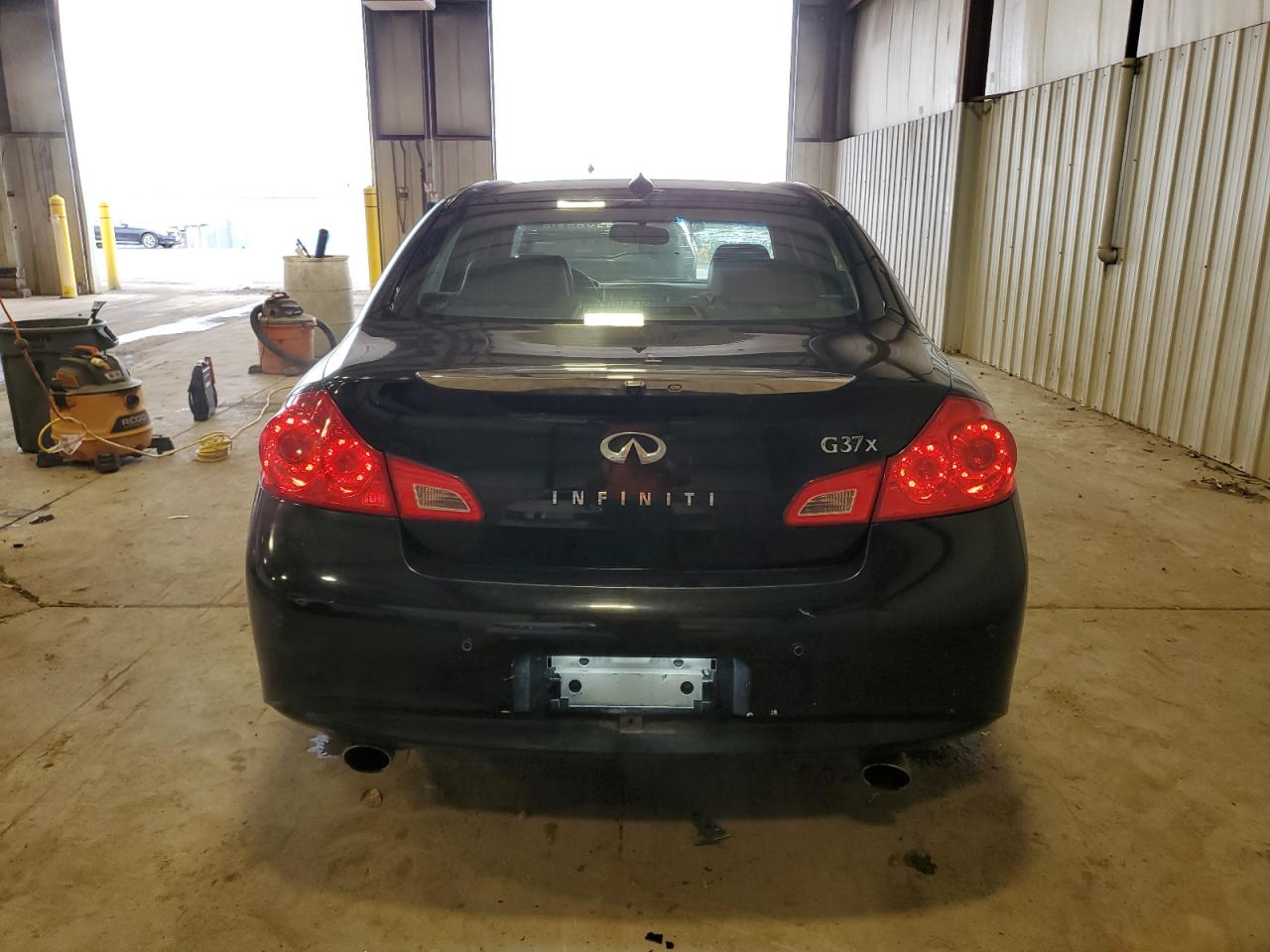 2012 Infiniti G - Image 6