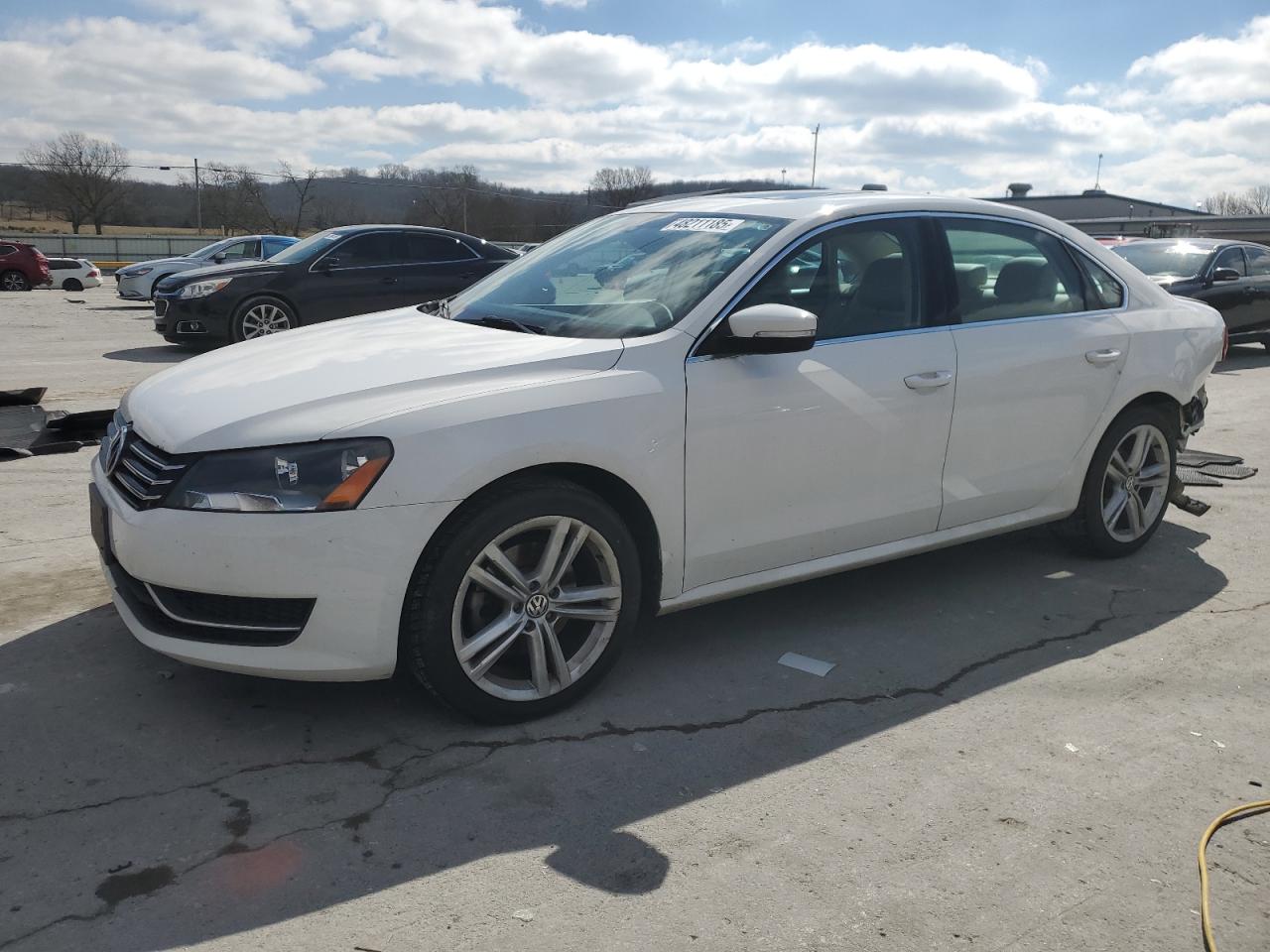 2014 Volkswagen Passat - Image 1