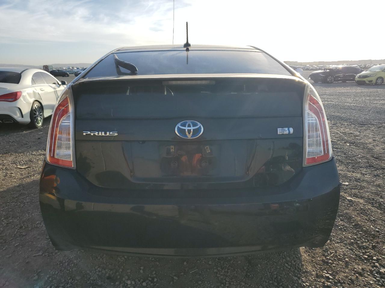 2015 Toyota Prius - Image 6