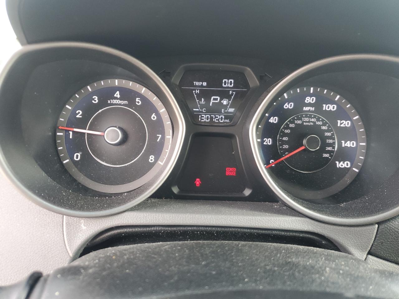 2015 Hyundai Elantra - Image 9
