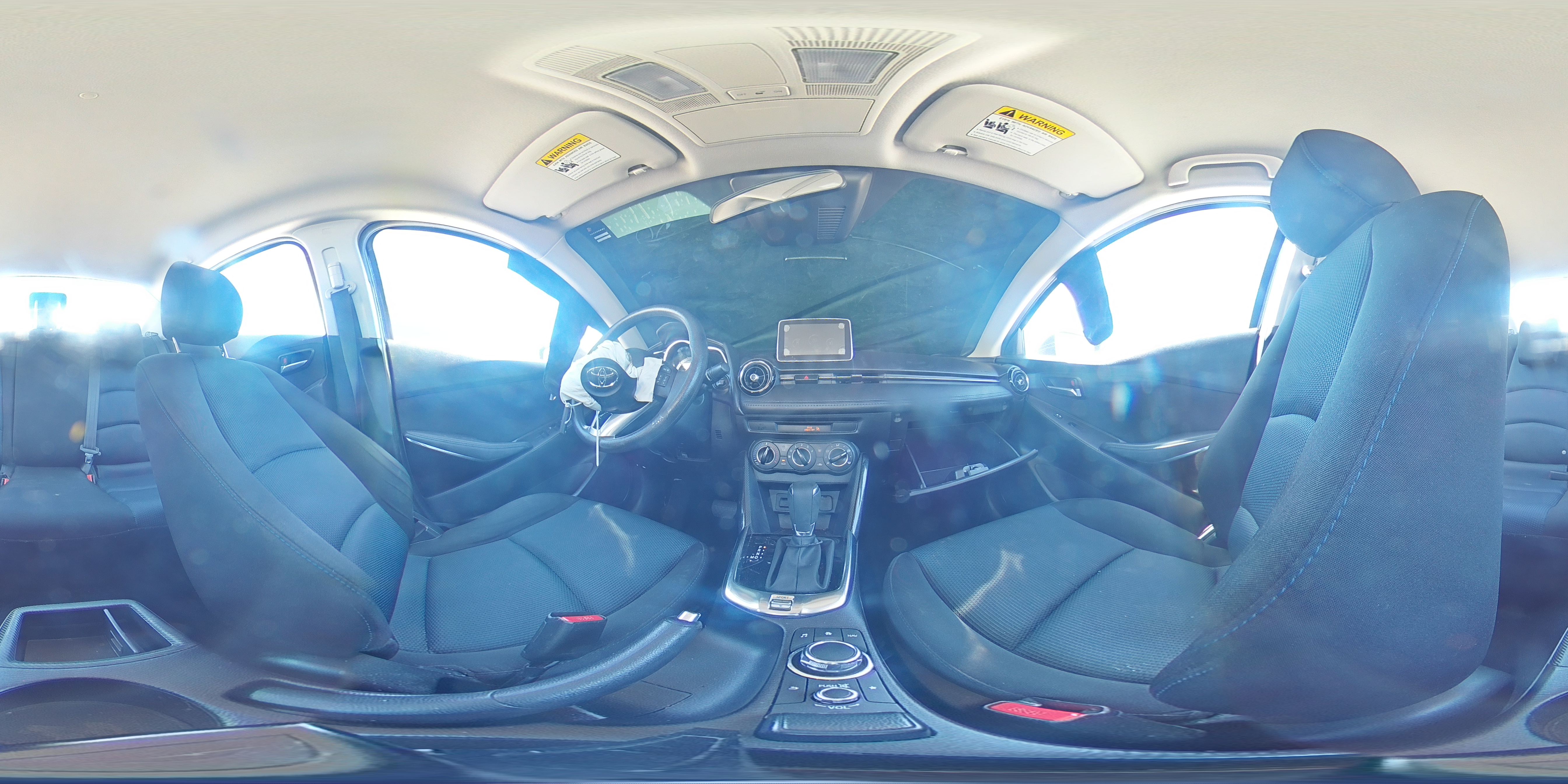 2017 Toyota Yaris - Image 15