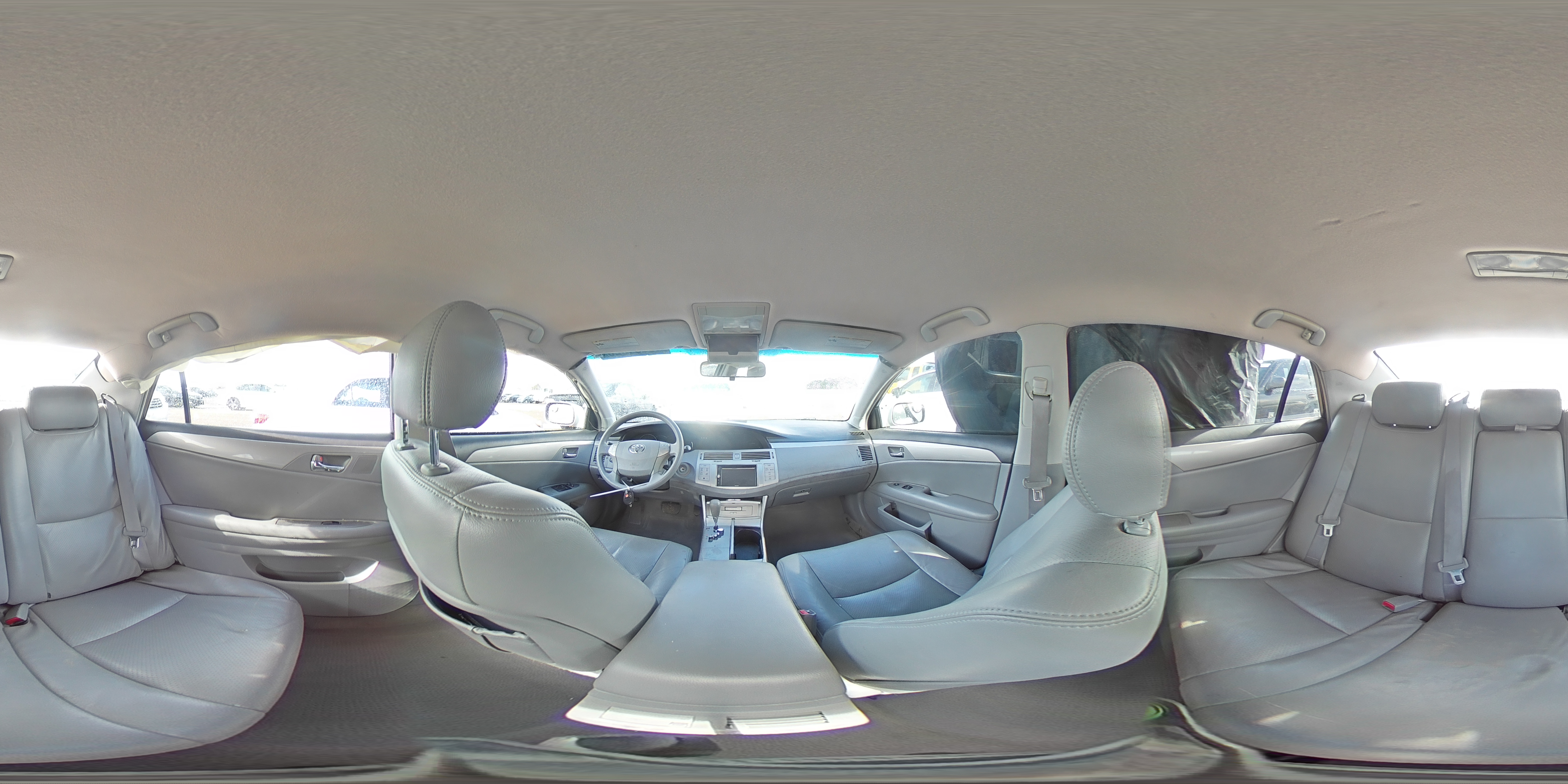 2006 Toyota Avalon - Image 13