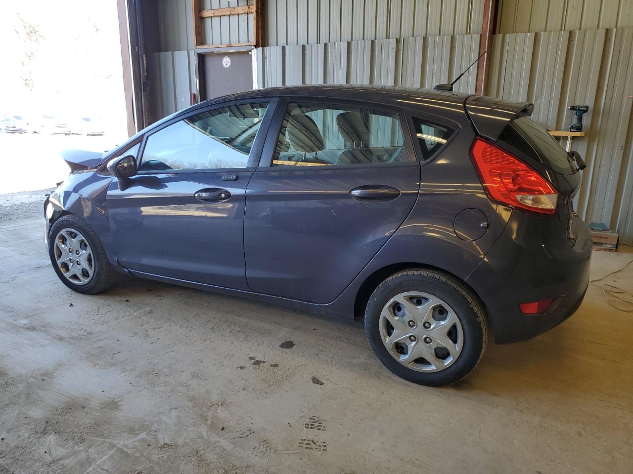 2013 Ford Fiesta - Image 2