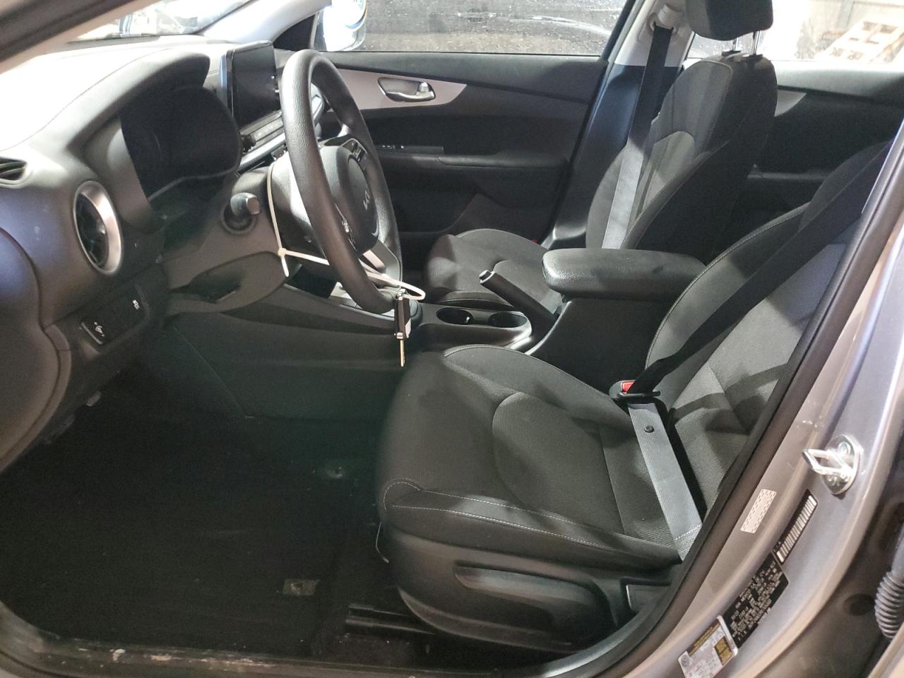 2024 Kia Forte - Image 7