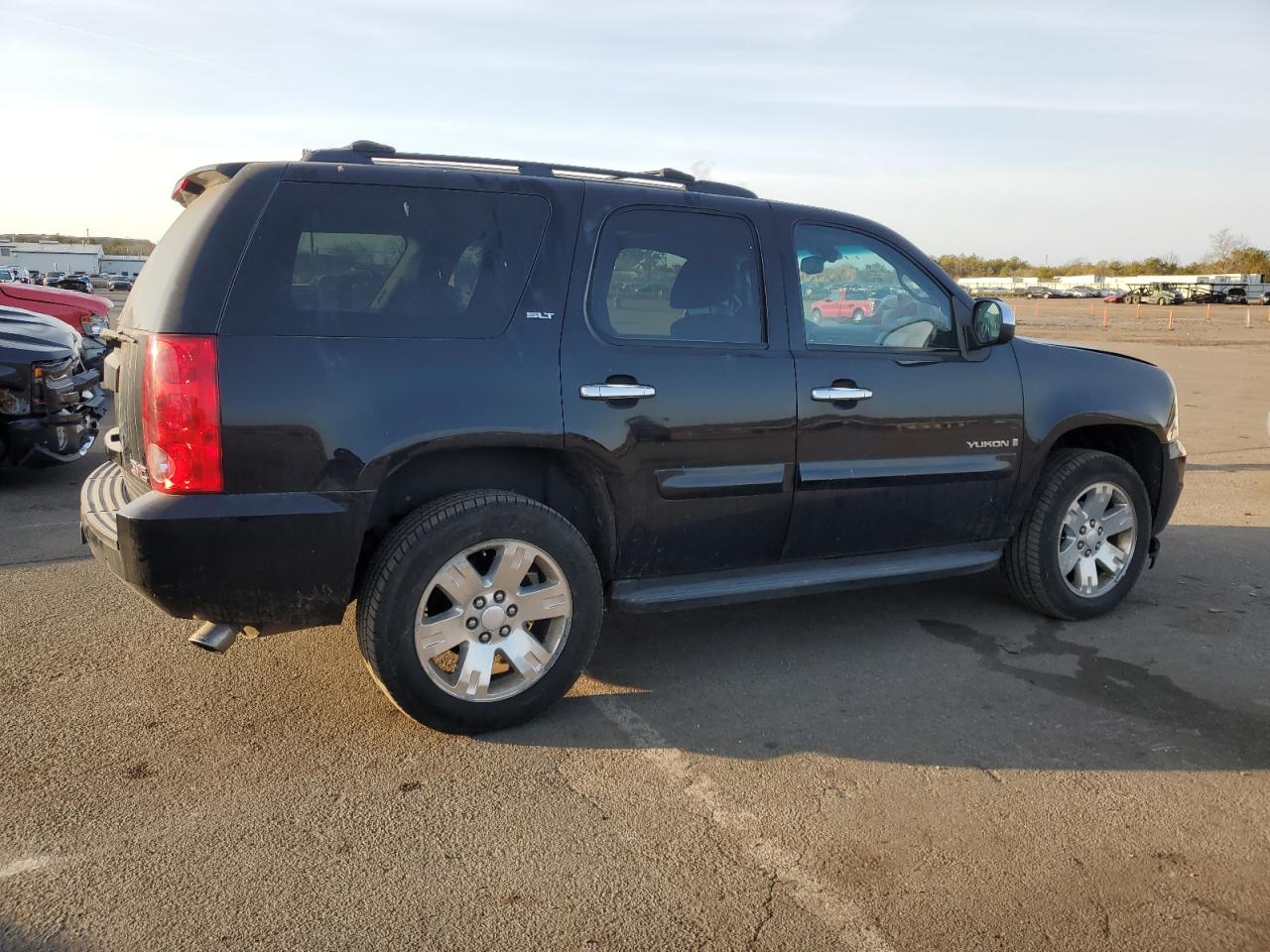 2008 GMC Yukon - Image 3