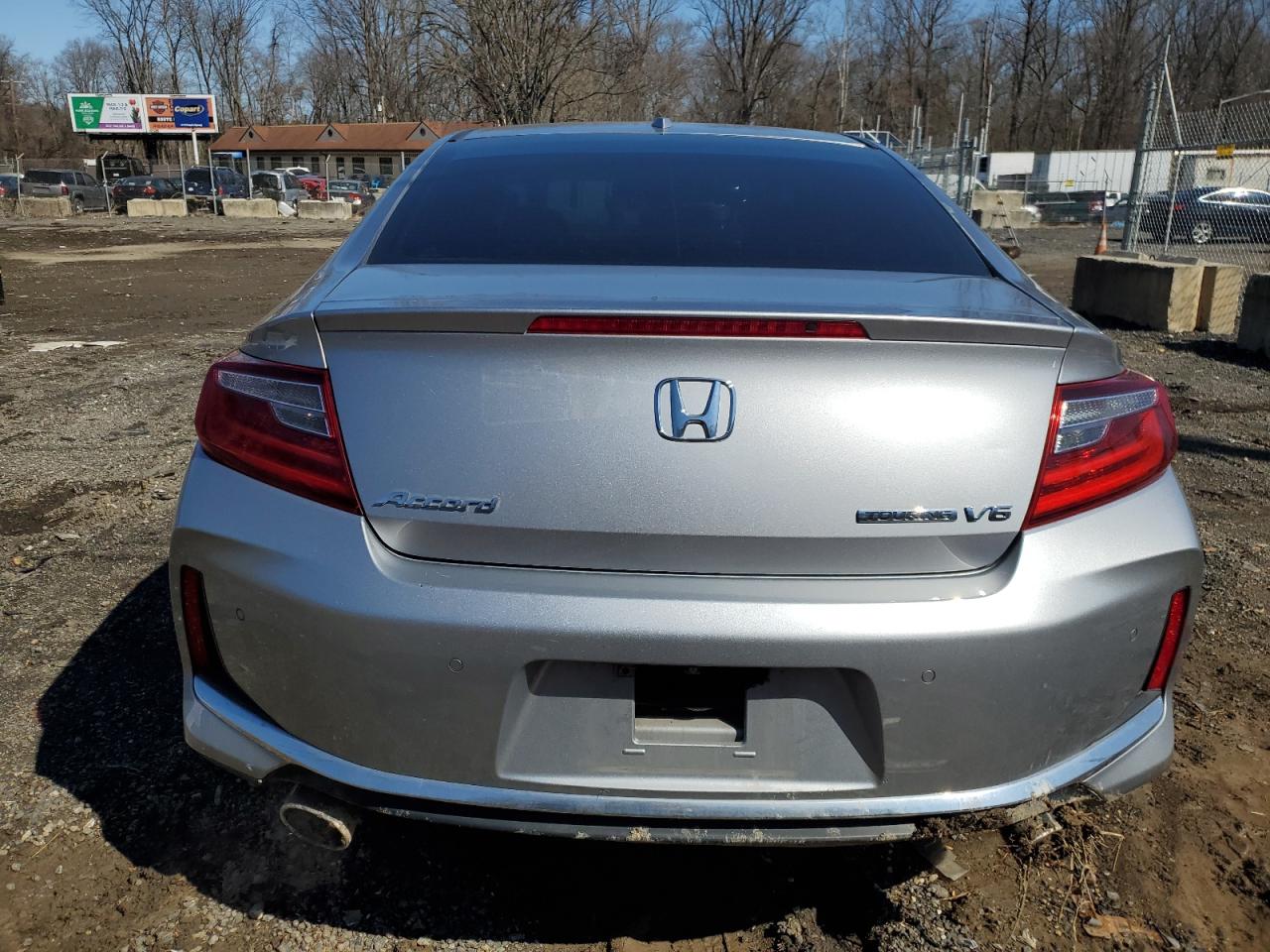 2017 Honda Accord - Image 6