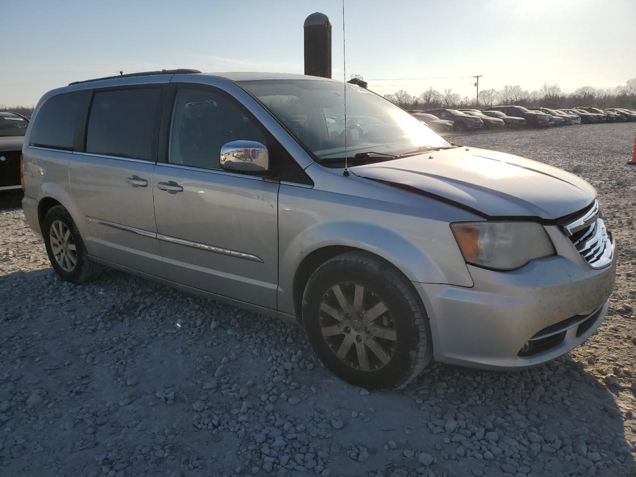 2011 Chrysler Town & Country - Image 4