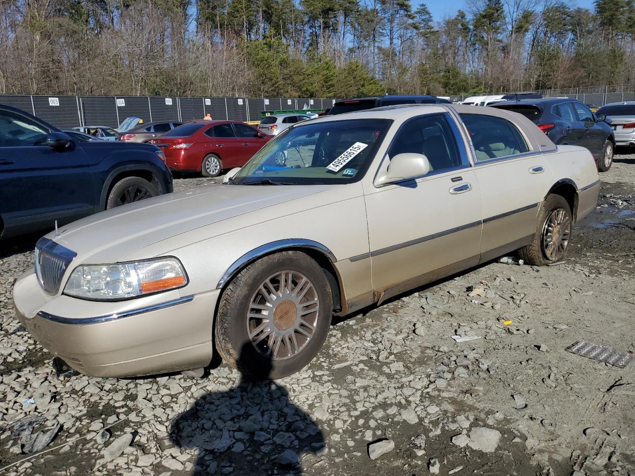 2006 Lincoln Town Car Designer на продаже в Waldorf, MD - Side