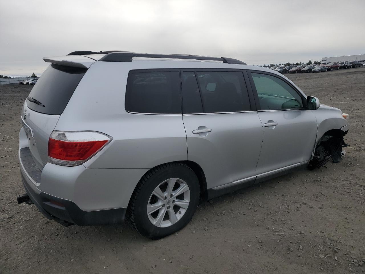 2013 Toyota Highlander - Image 3