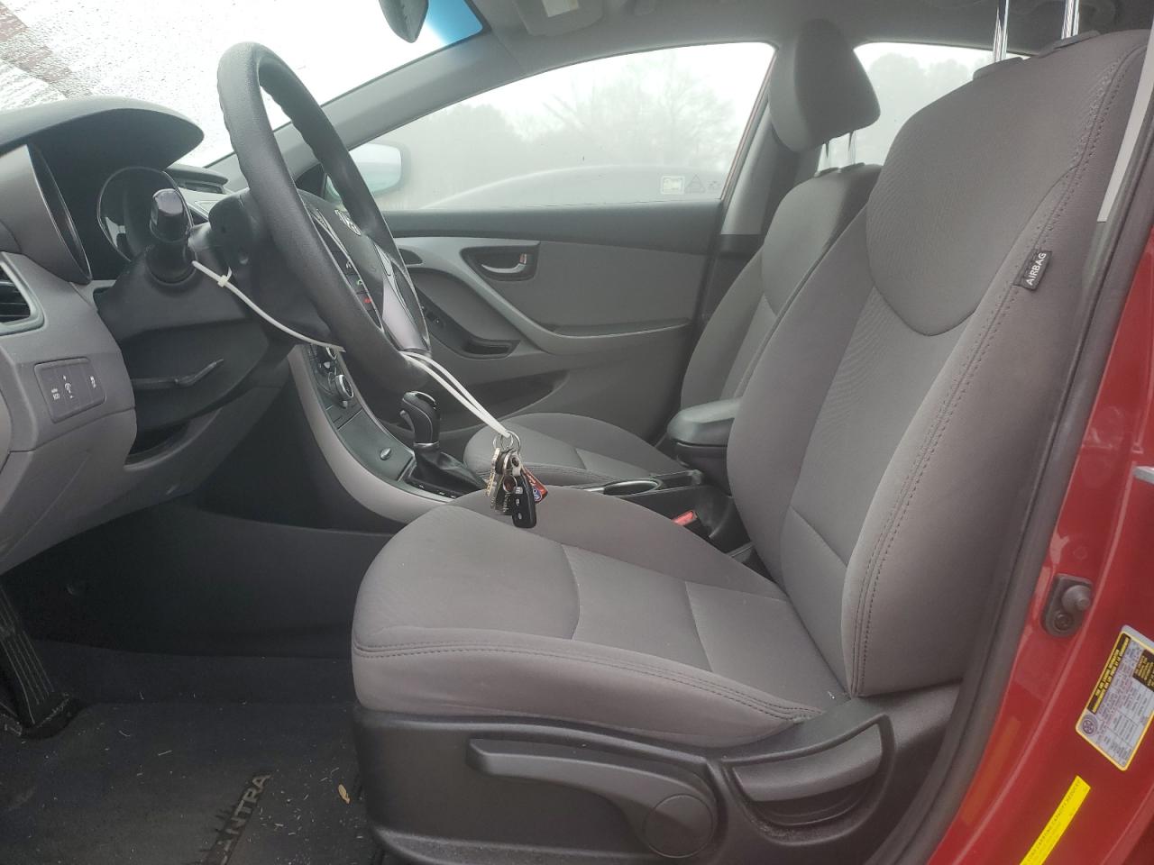 2015 Hyundai Elantra - Image 7