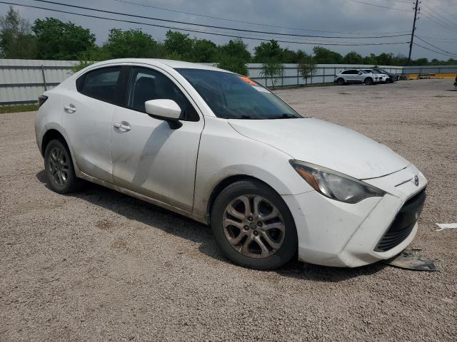  TOYOTA YARIS 2018 White