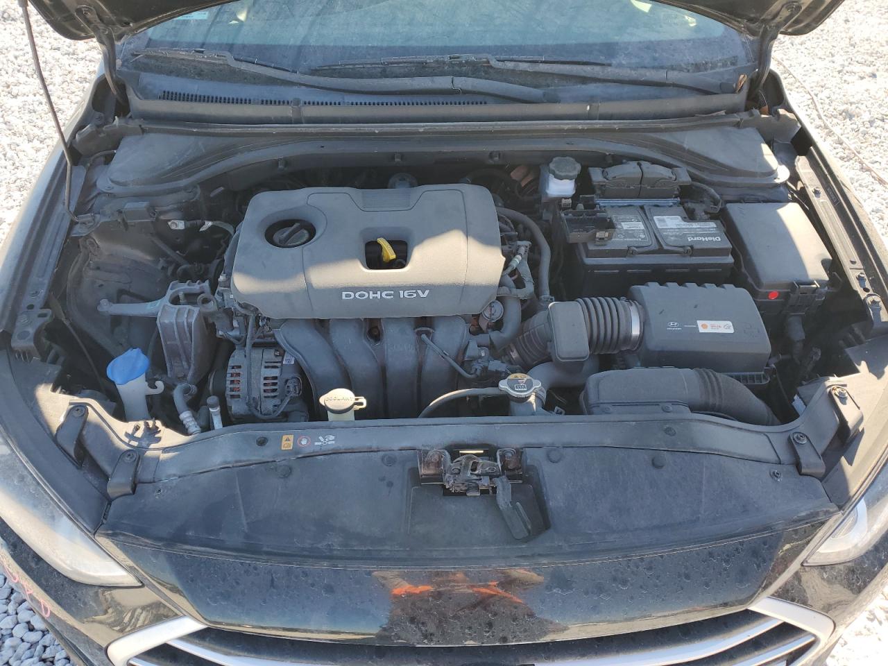 2018 Hyundai Elantra - Image 11