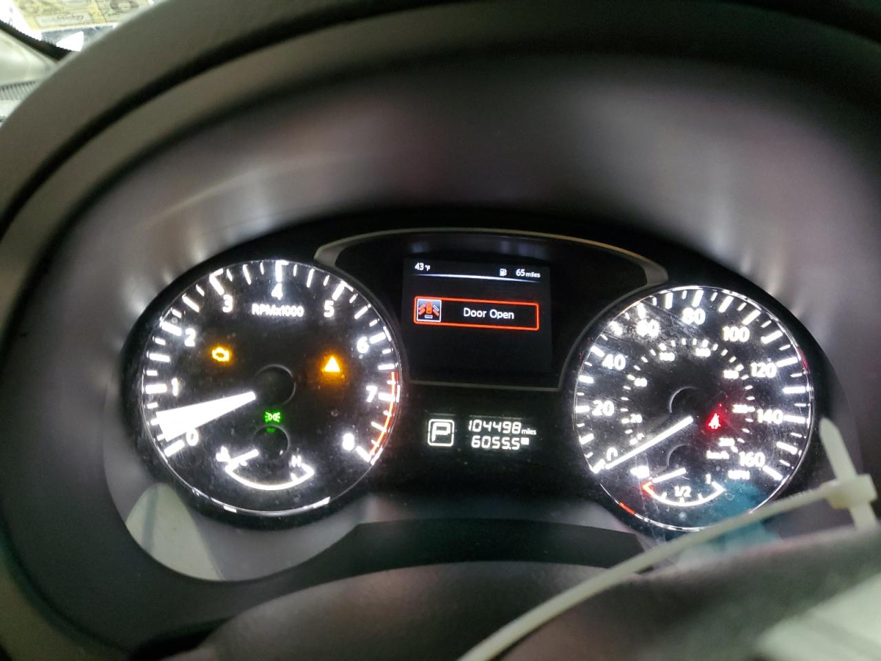 2015 Nissan Altima - Image 9