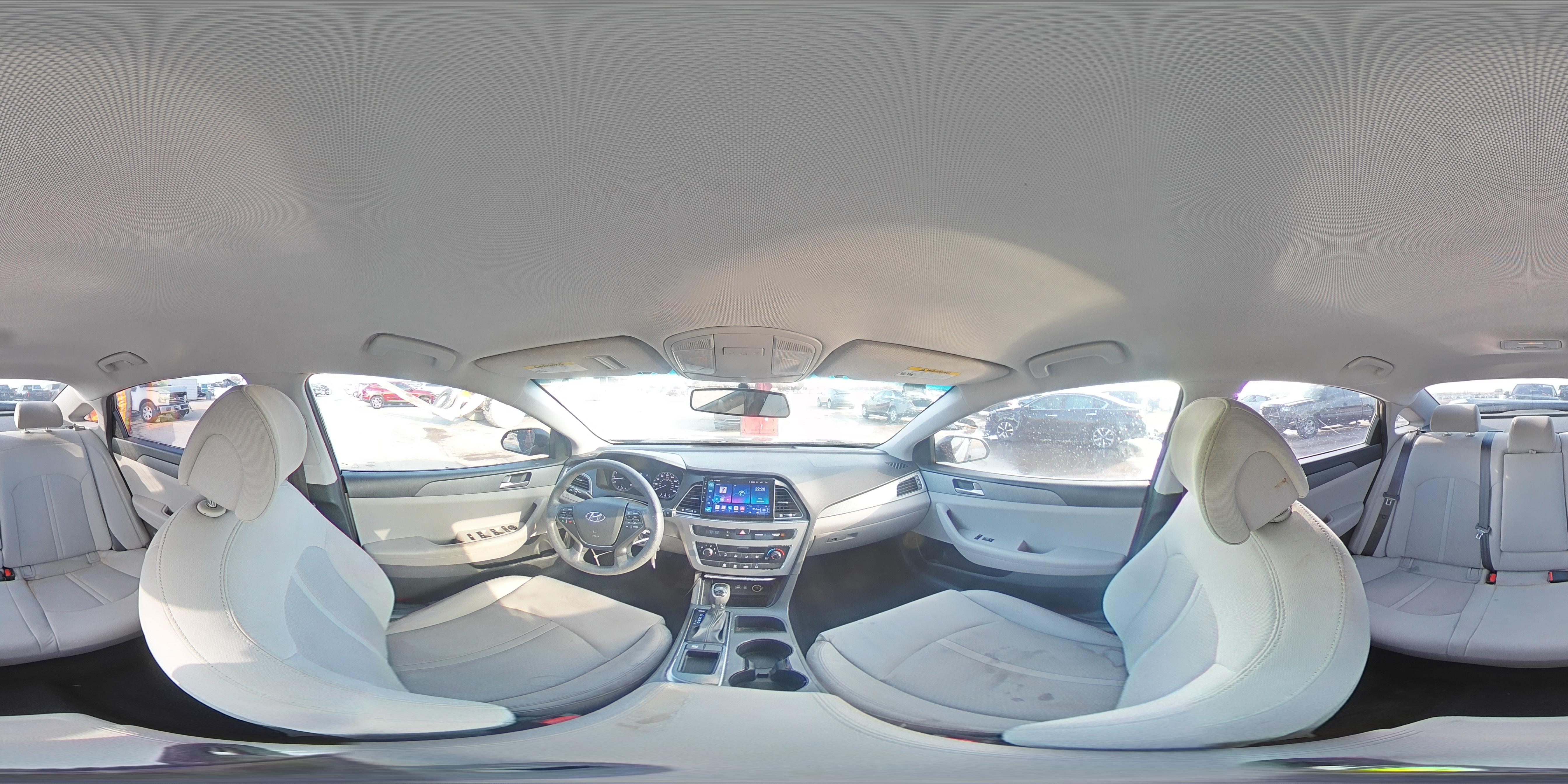 2015 Hyundai Sonata - Image 14