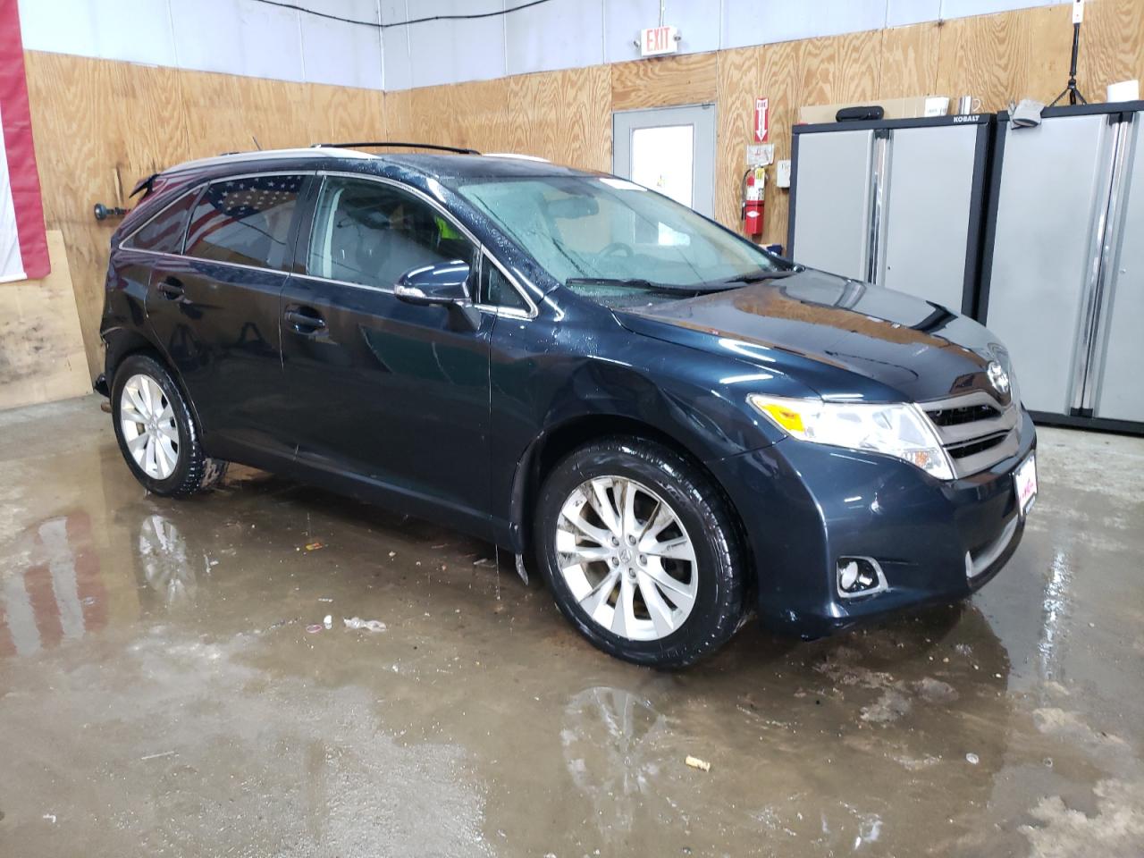 2013 Toyota Venza - Image 4