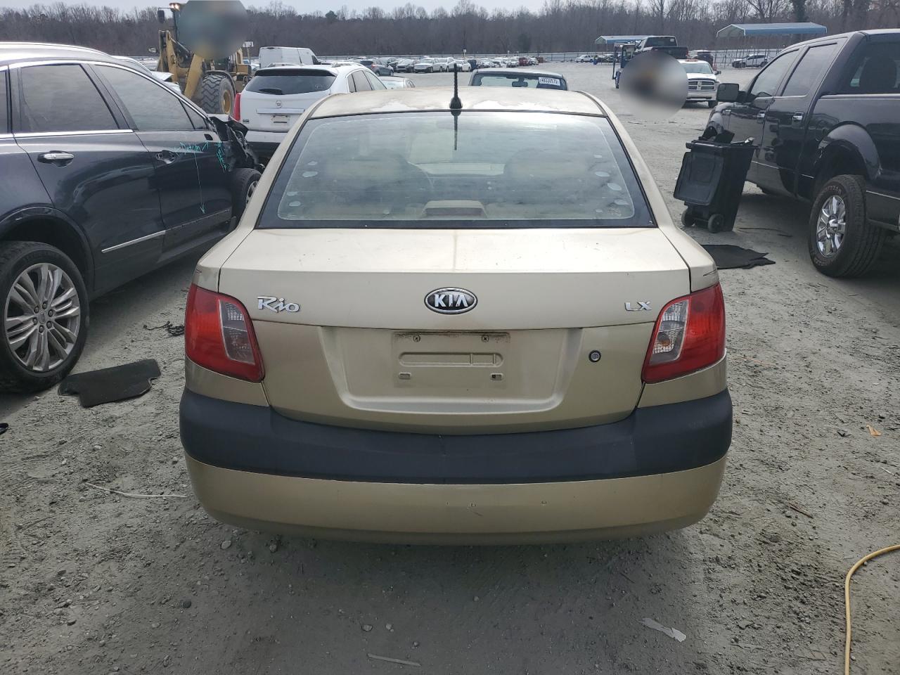 2007 Kia Rio Base VIN: KNADE123X76231170 Lot: 48361875