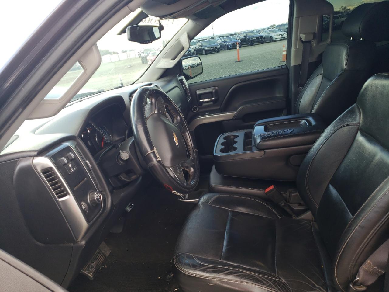 2015 Chevrolet Silverado - Image 7