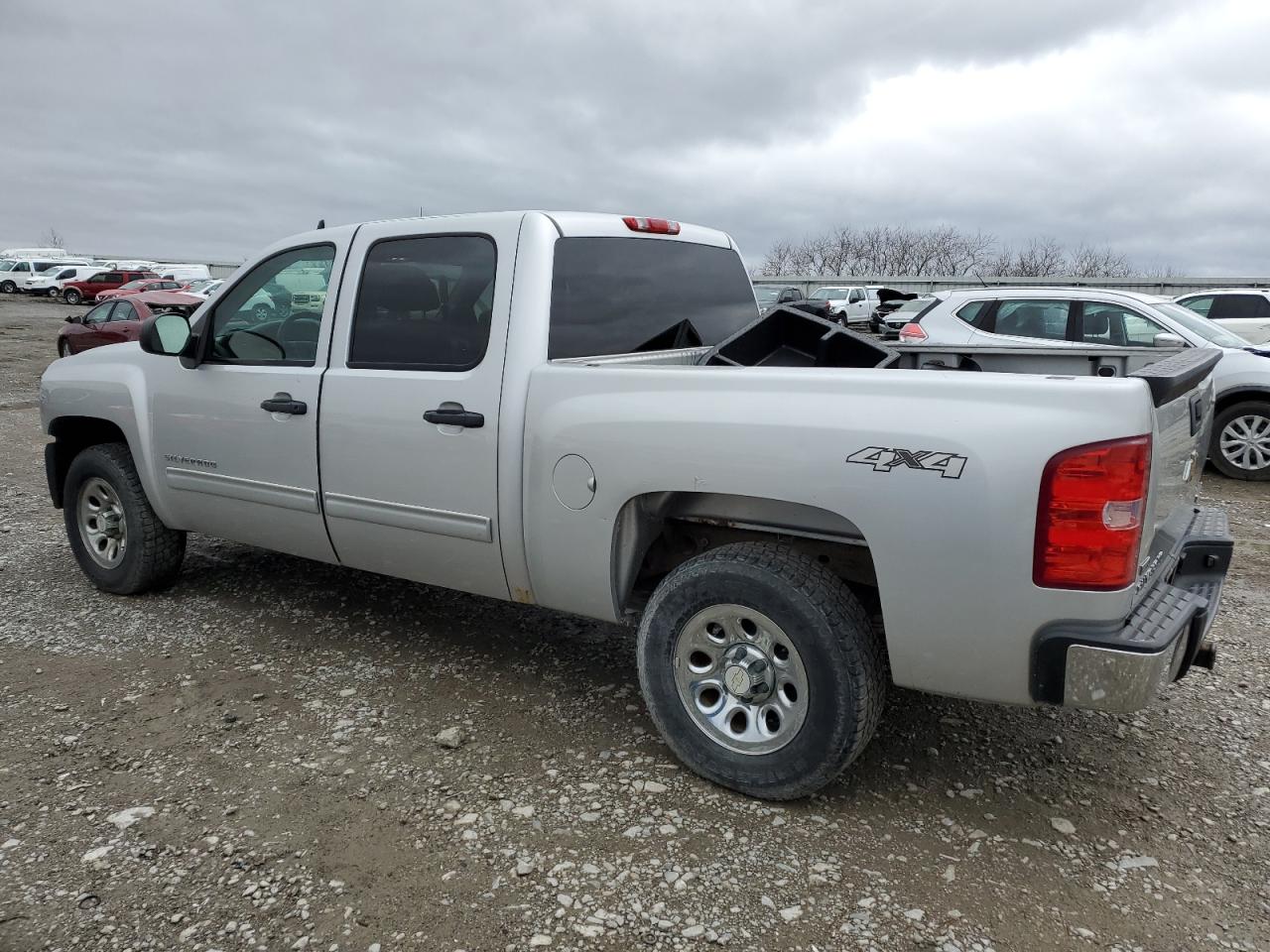 2011 Chevrolet Silverado - Image 2