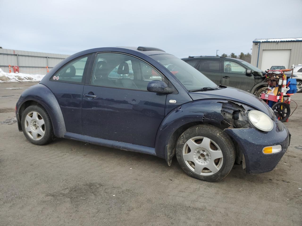 2001 Volkswagen Beetle - Image 4