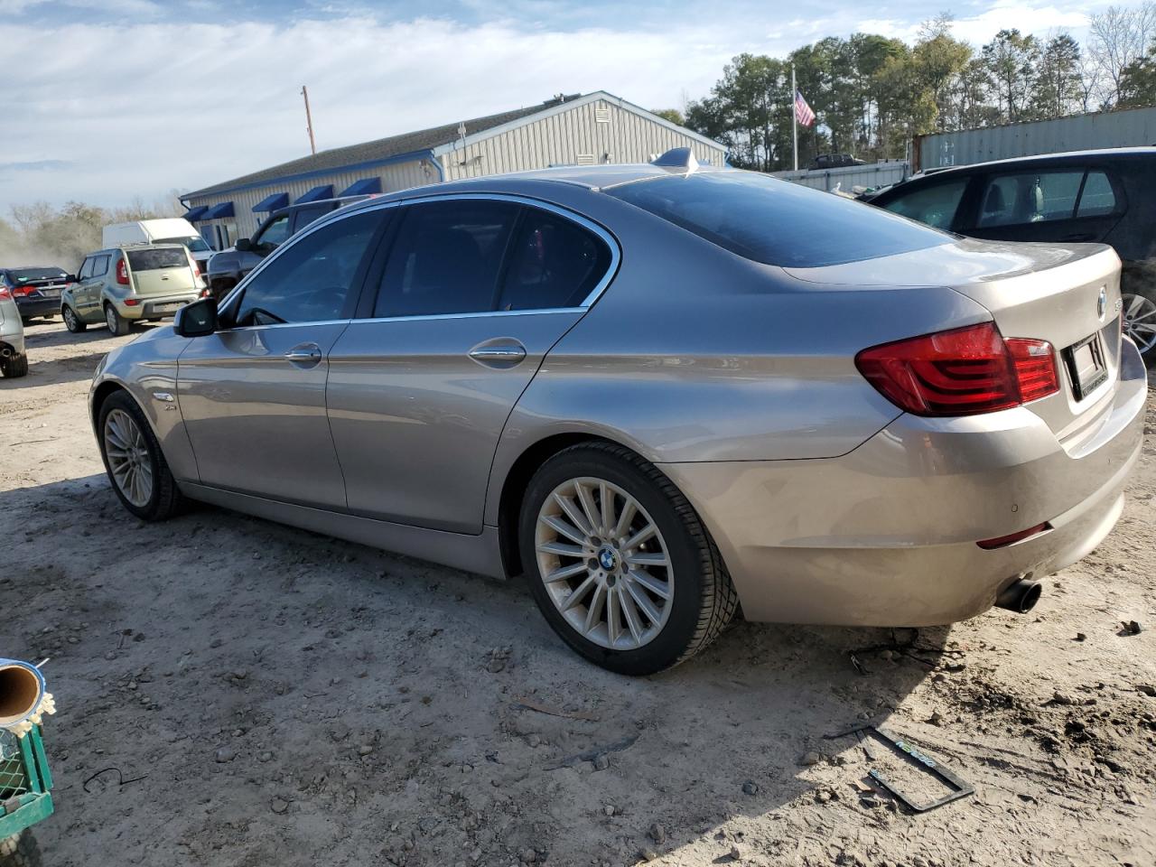 2011 BMW 5er - Image 2