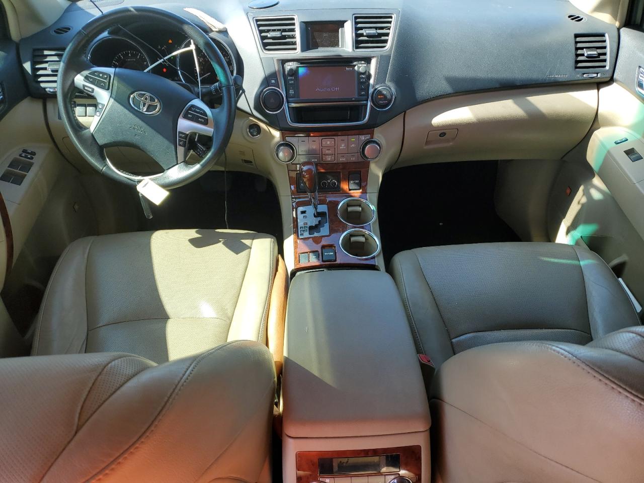 2013 Toyota Highlander - Image 8