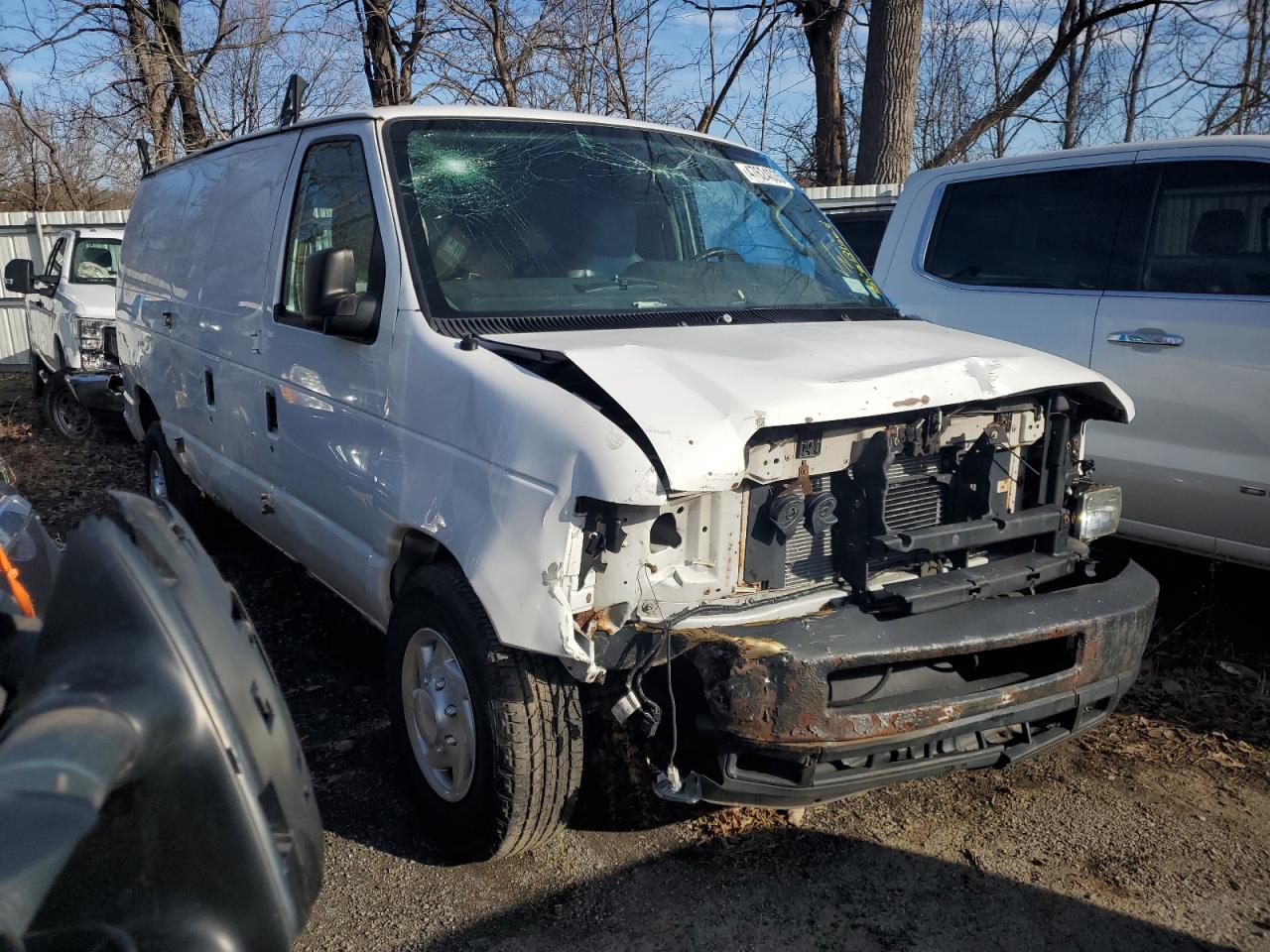 2009 Ford Econoline - Image 4