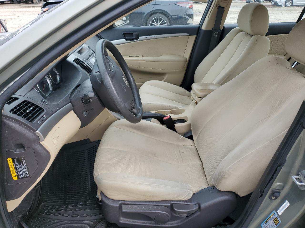 2009 Hyundai Sonata - Image 7