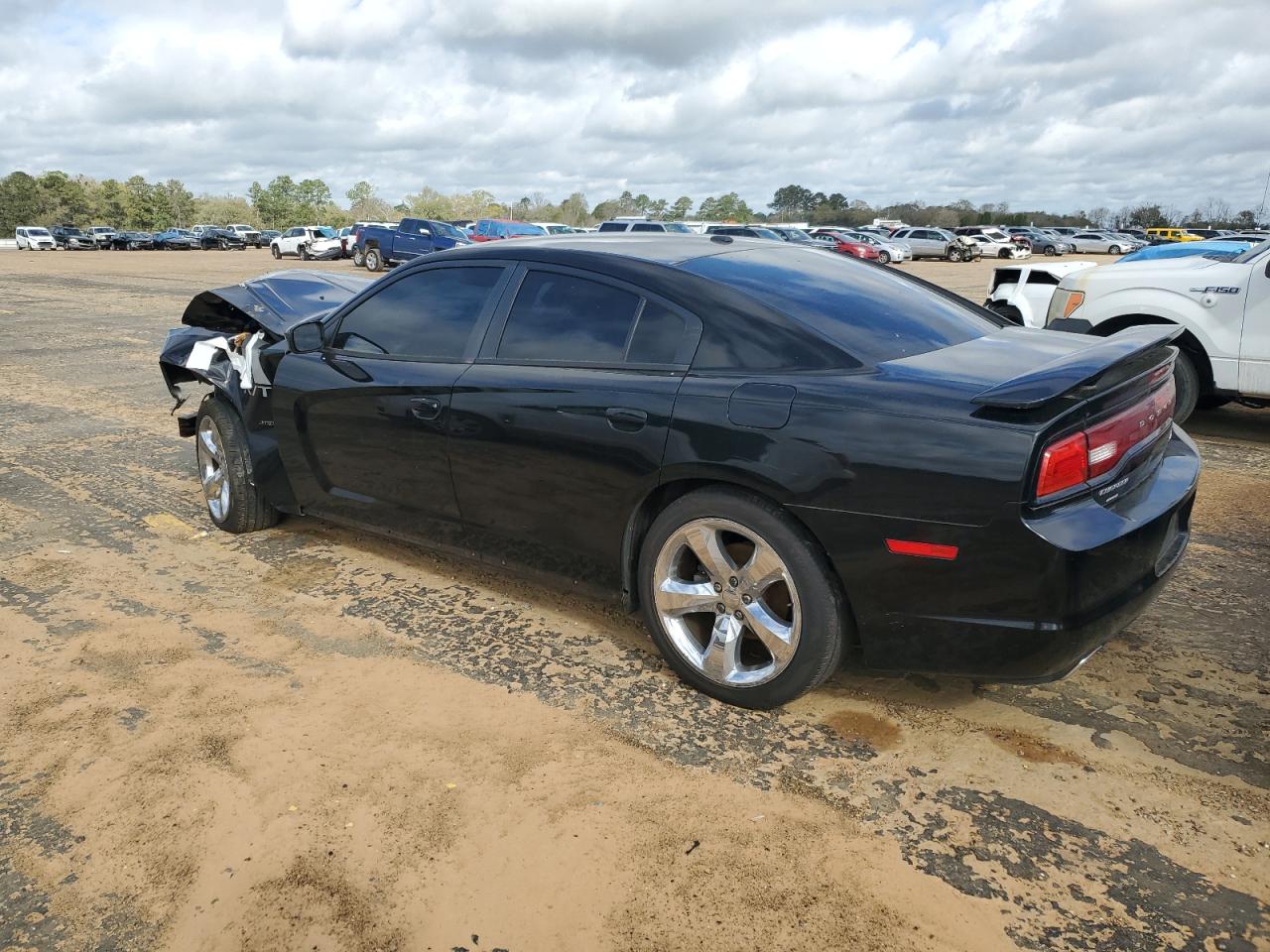 2014 Dodge Charger - Image 2