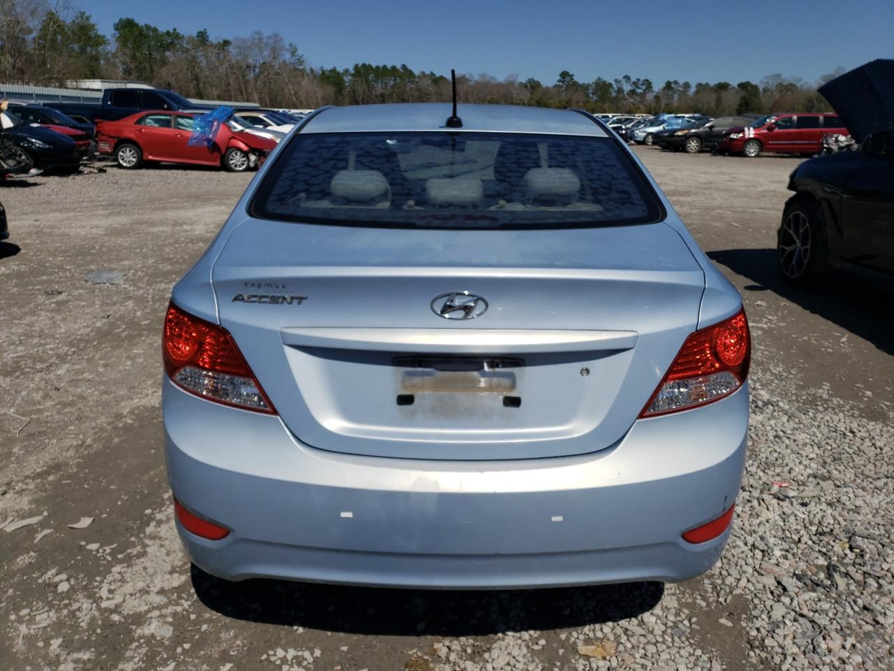 2013 Hyundai Accent - Image 6