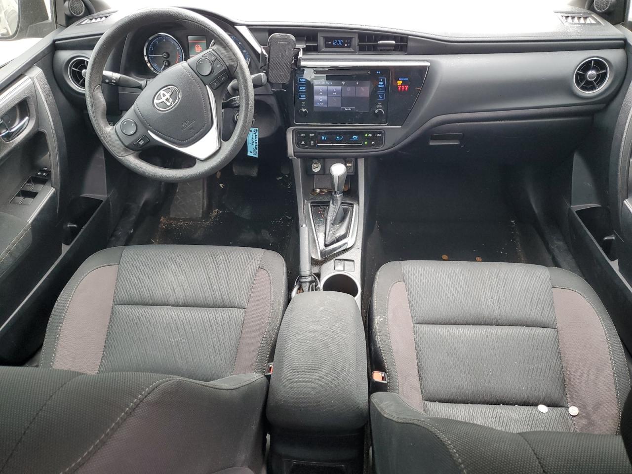 2019 Toyota Corolla L VIN: 2T1BURHE4KC198592 Lot: 50993355