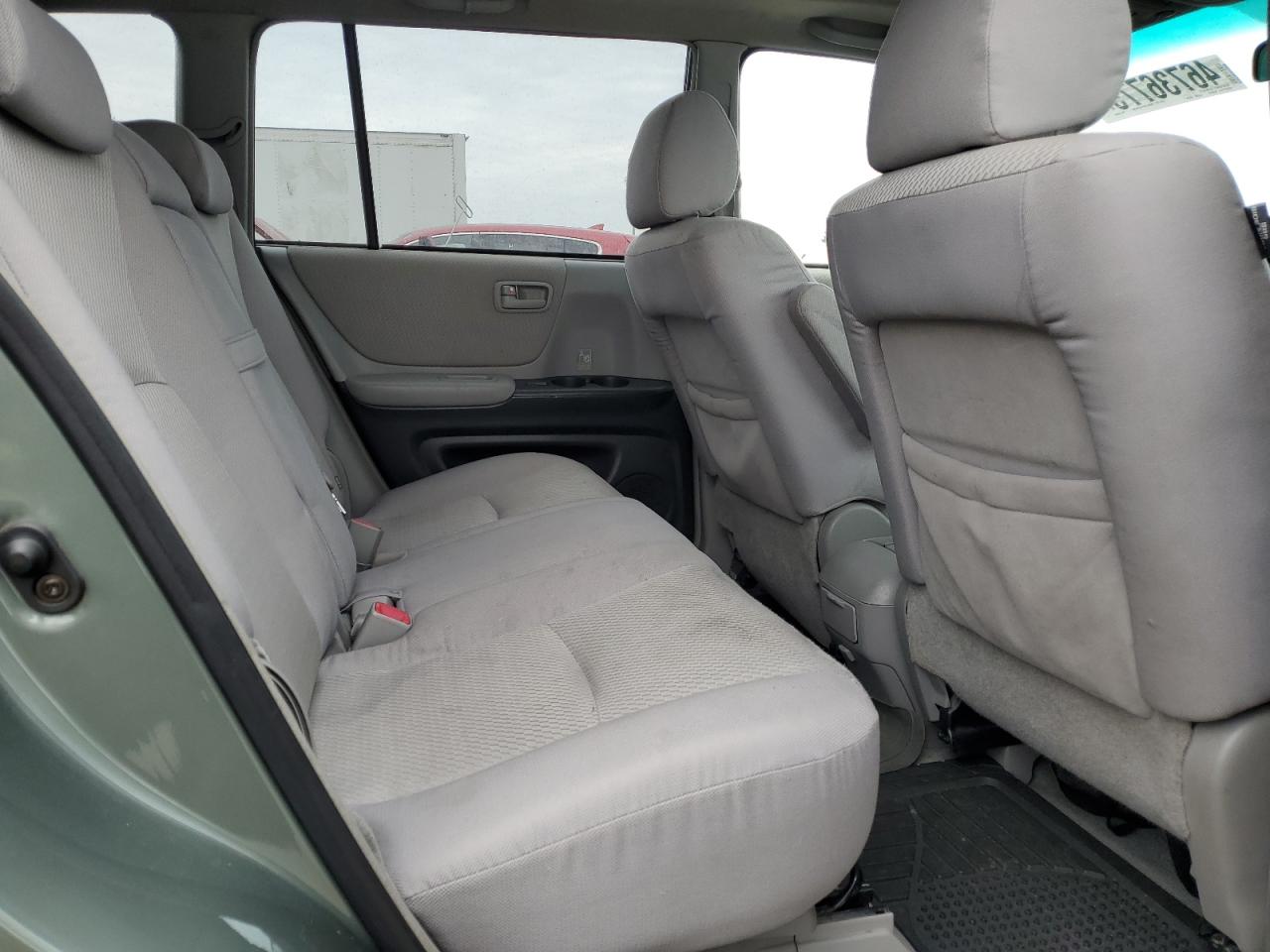 2004 Toyota Highlander - Image 11