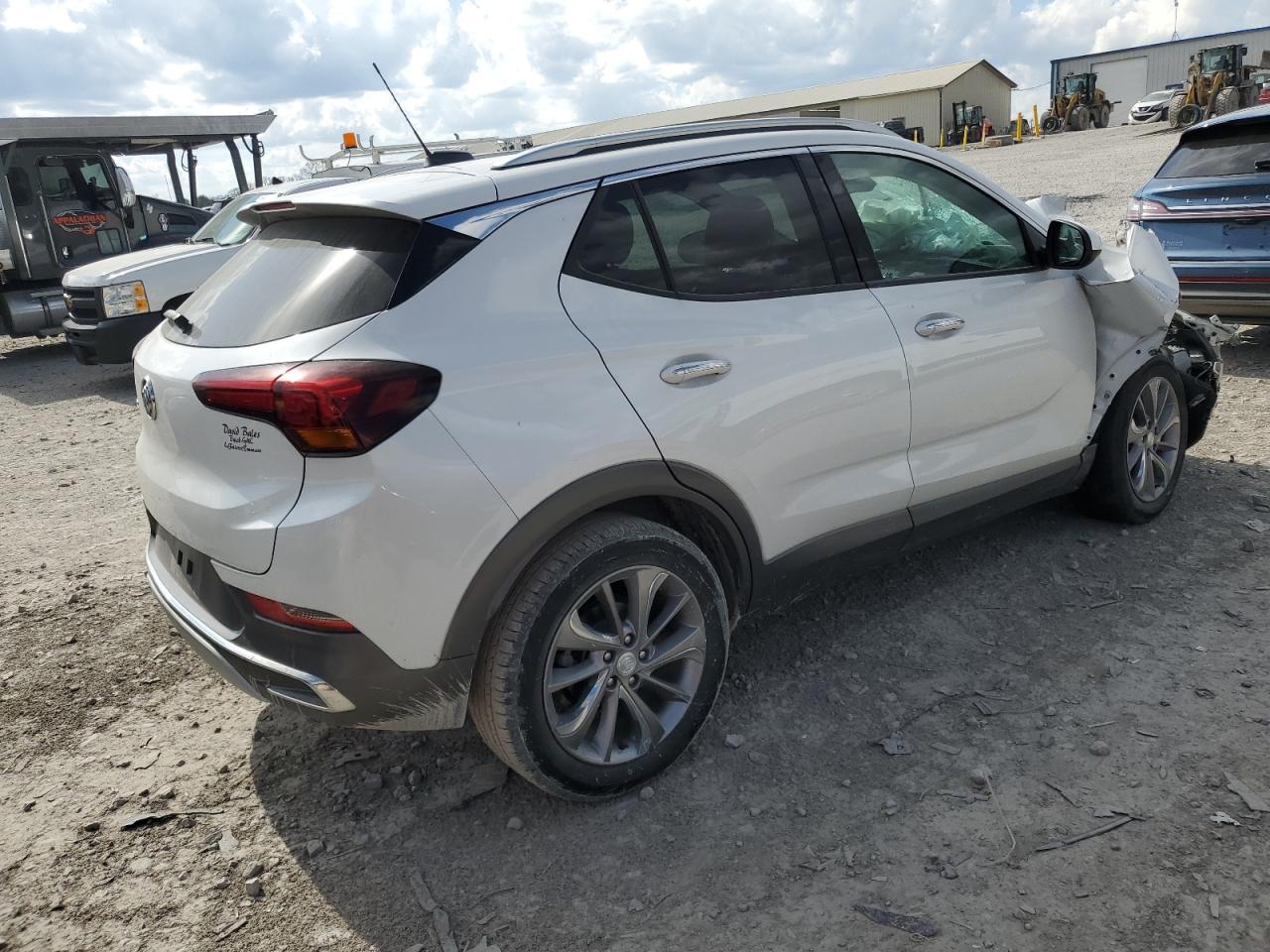 2022 Buick Encore - Image 3