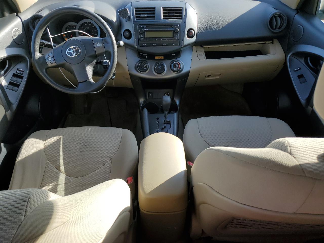 2012 Toyota RAV 4 - Image 8