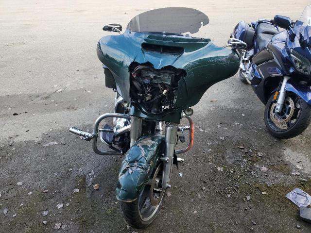  HARLEY-DAVIDSON FL 2015 Зелений