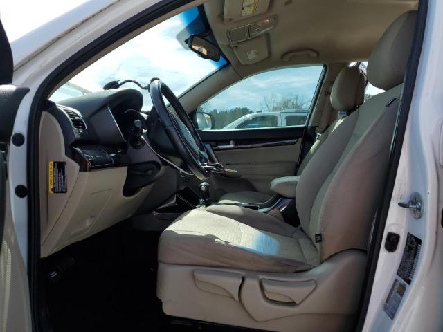  KIA SORENTO 2015 Белы