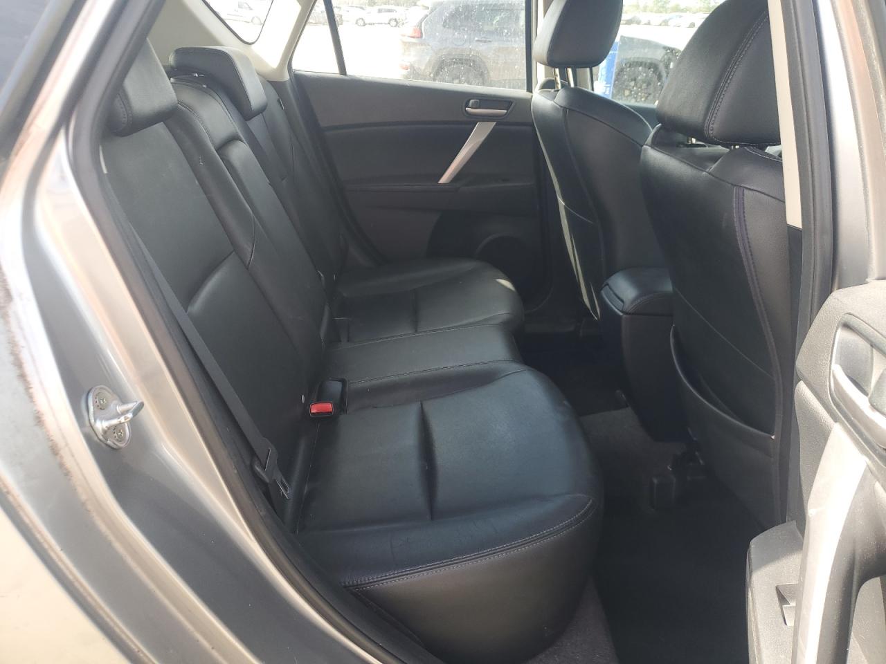 2010 Mazda 3 - Image 10