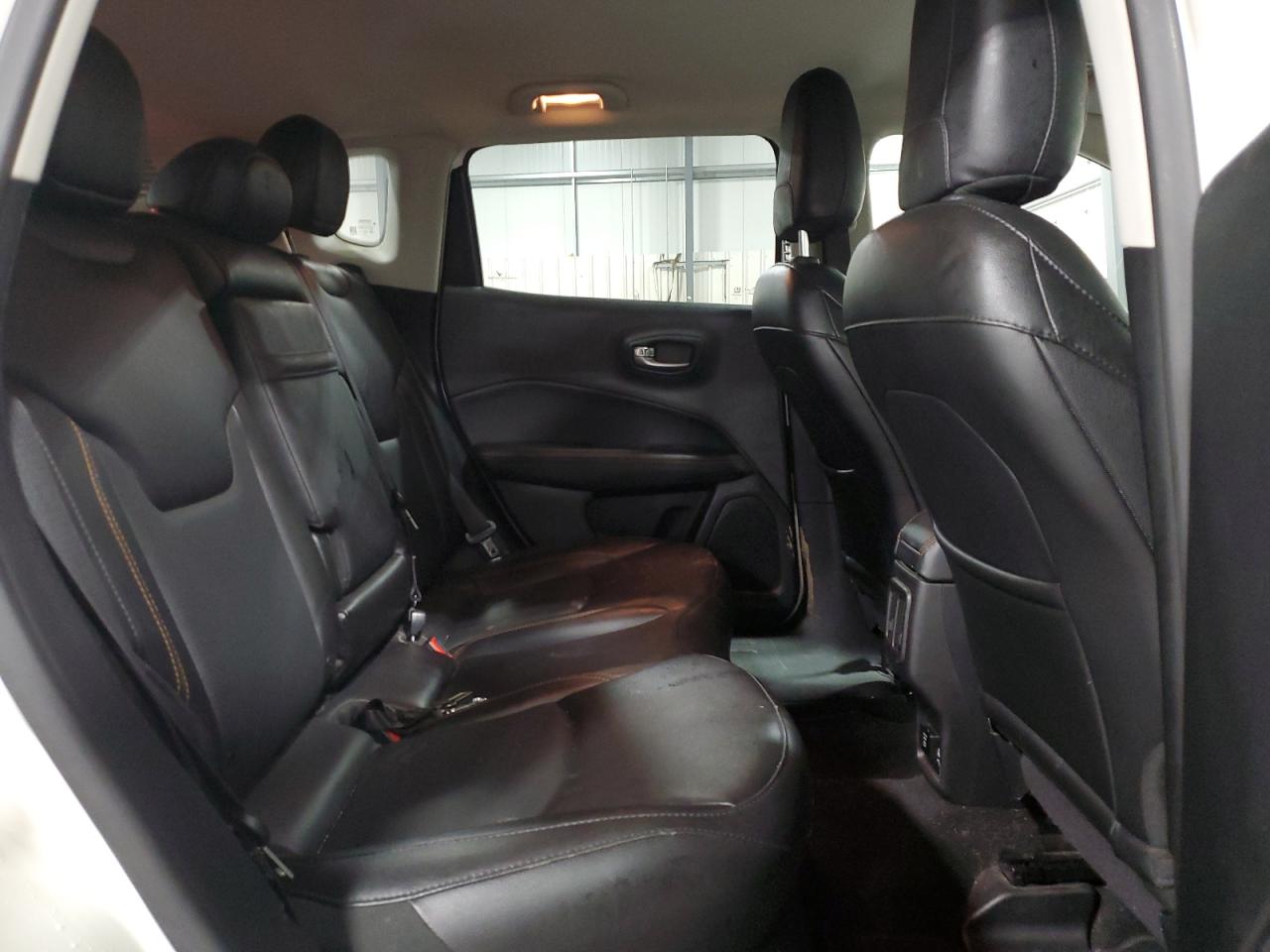 2019 Jeep Compass - Image 11