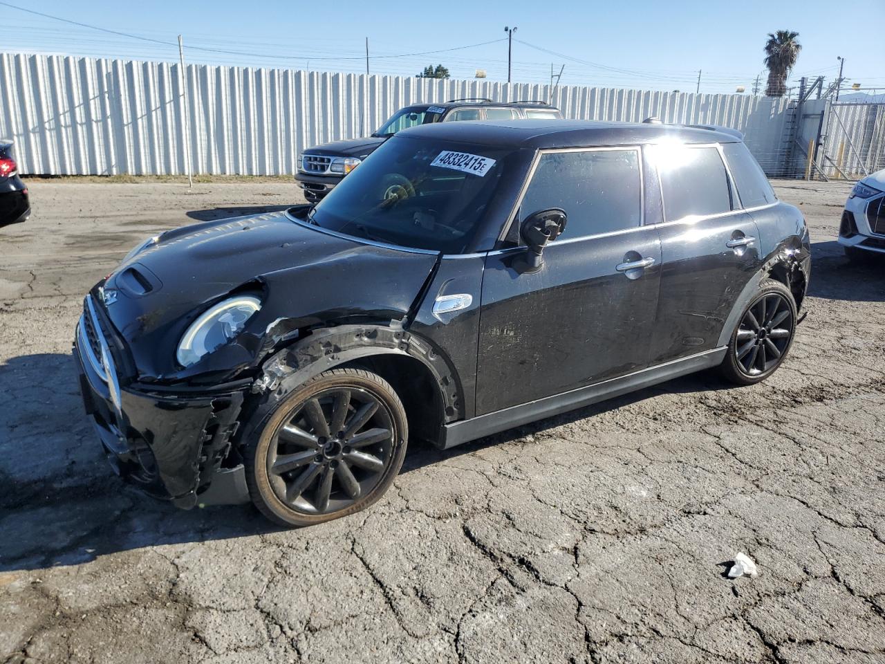 2015 MINI Cooper - Image 1