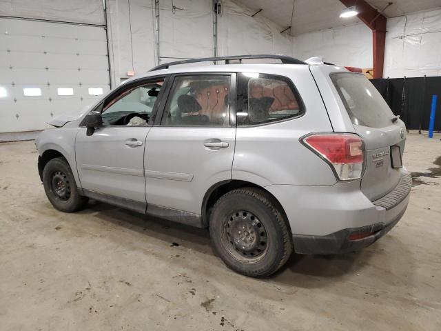  SUBARU FORESTER 2018 Srebrny