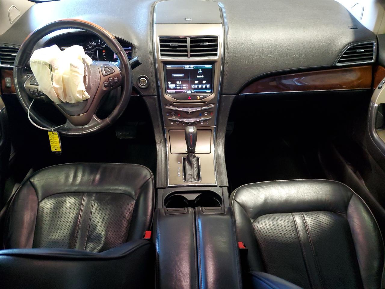 2013 Lincoln MKX - Image 8