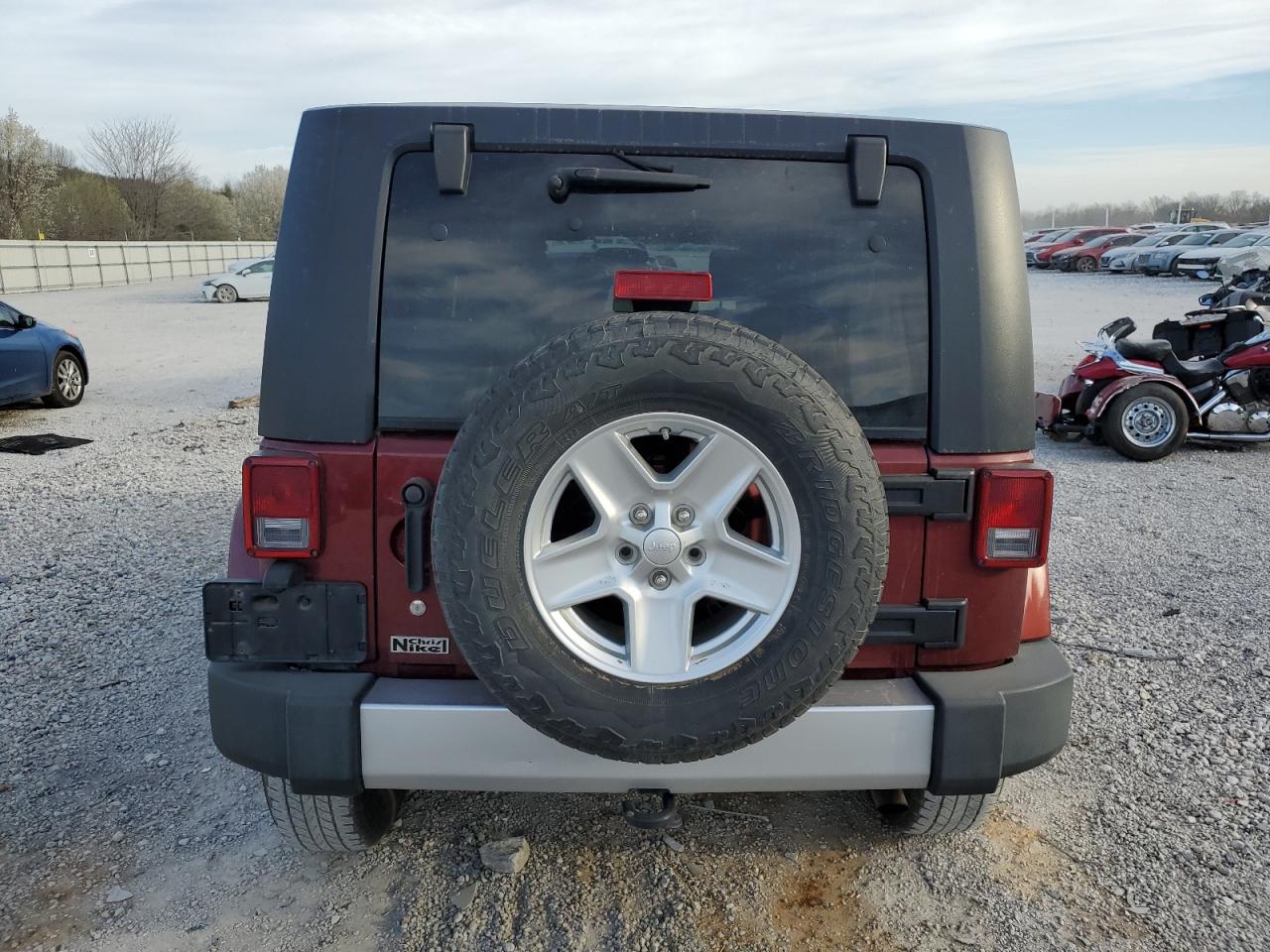 2008 Jeep Wrangler Unlimited Sahara VIN: 1J4GA59128L531922 Lot: 48982795
