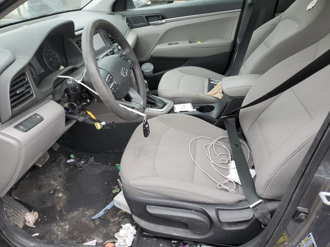 2019 Hyundai Elantra - Image 7