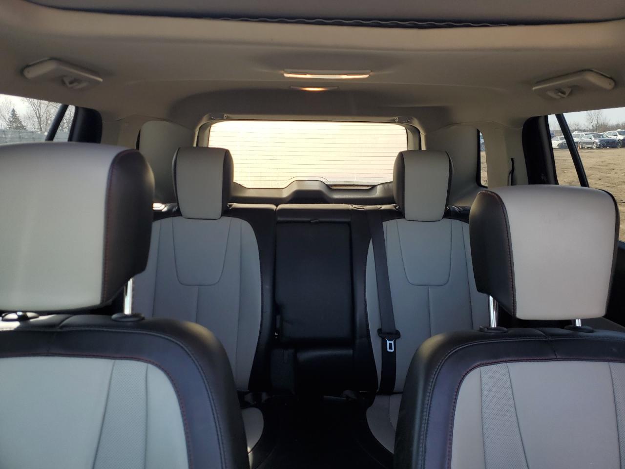 2017 GMC Terrain - Image 10