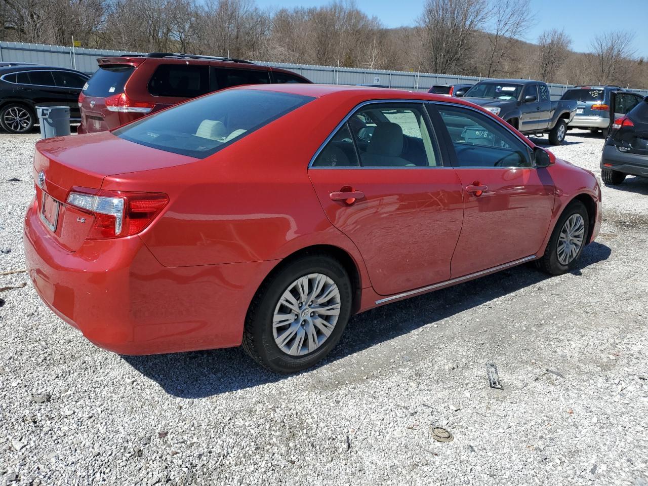 2014 Toyota Camry - Image 3