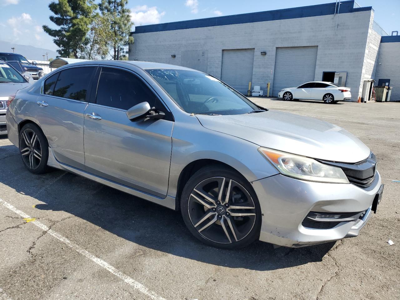2017 Honda Accord - Image 4