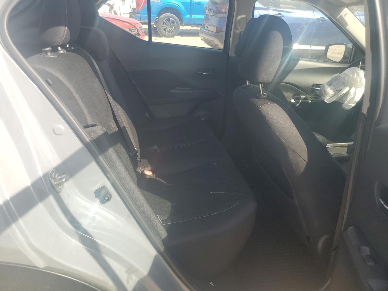 2024 Nissan Kicks - Image 11