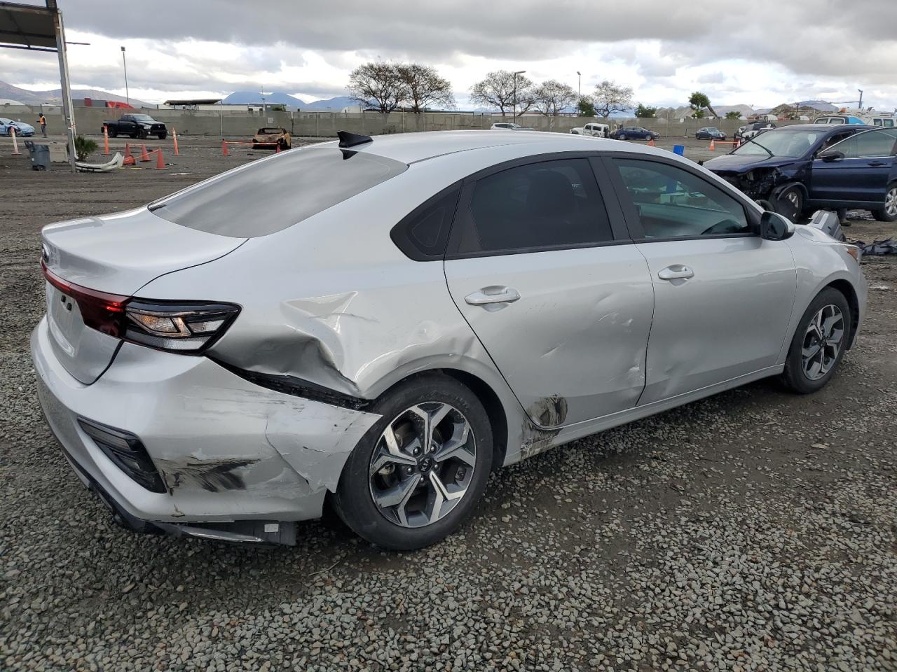 2021 Kia Forte - Image 3