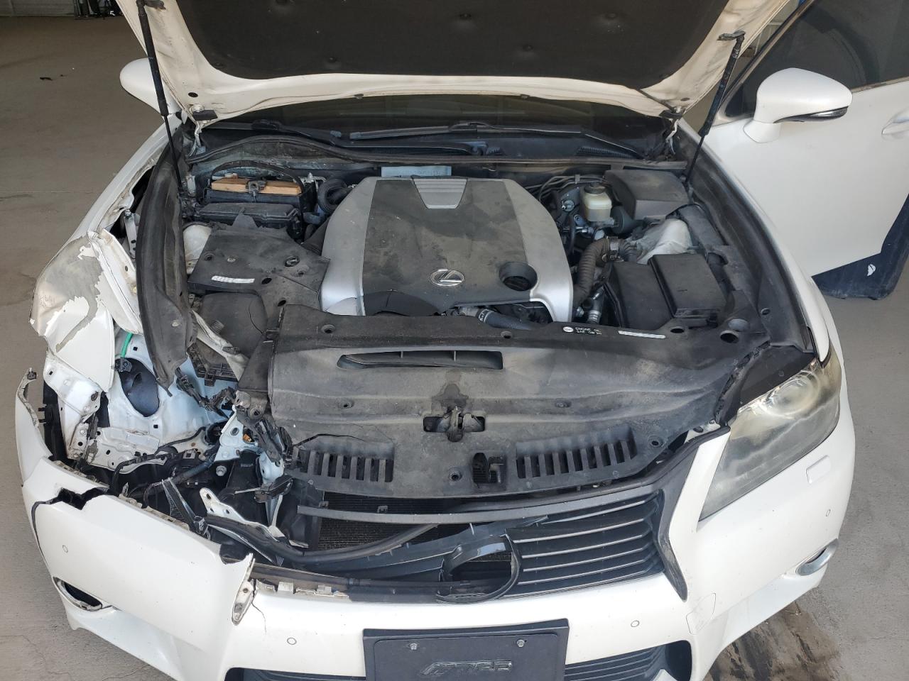 2014 Lexus GS - Image 11