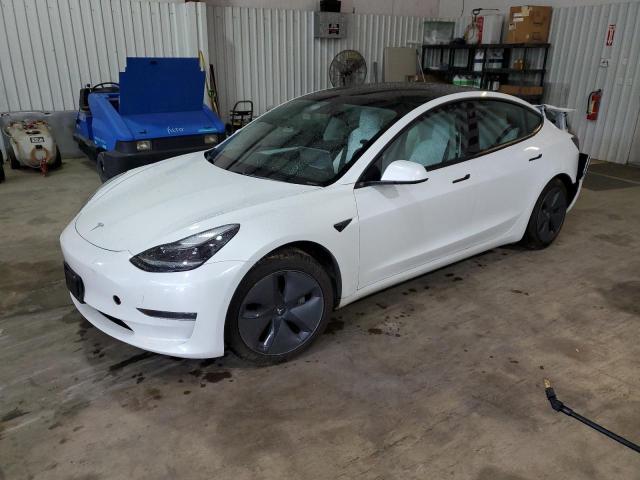 TESLA MODEL 3 2021