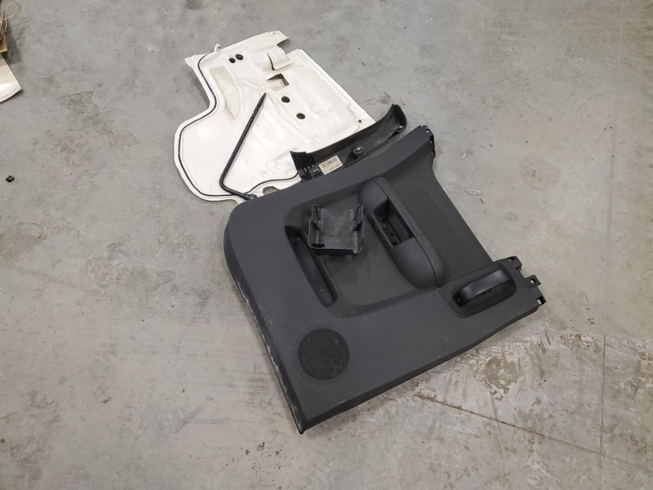 2009 Chevrolet Silverado - Image 12